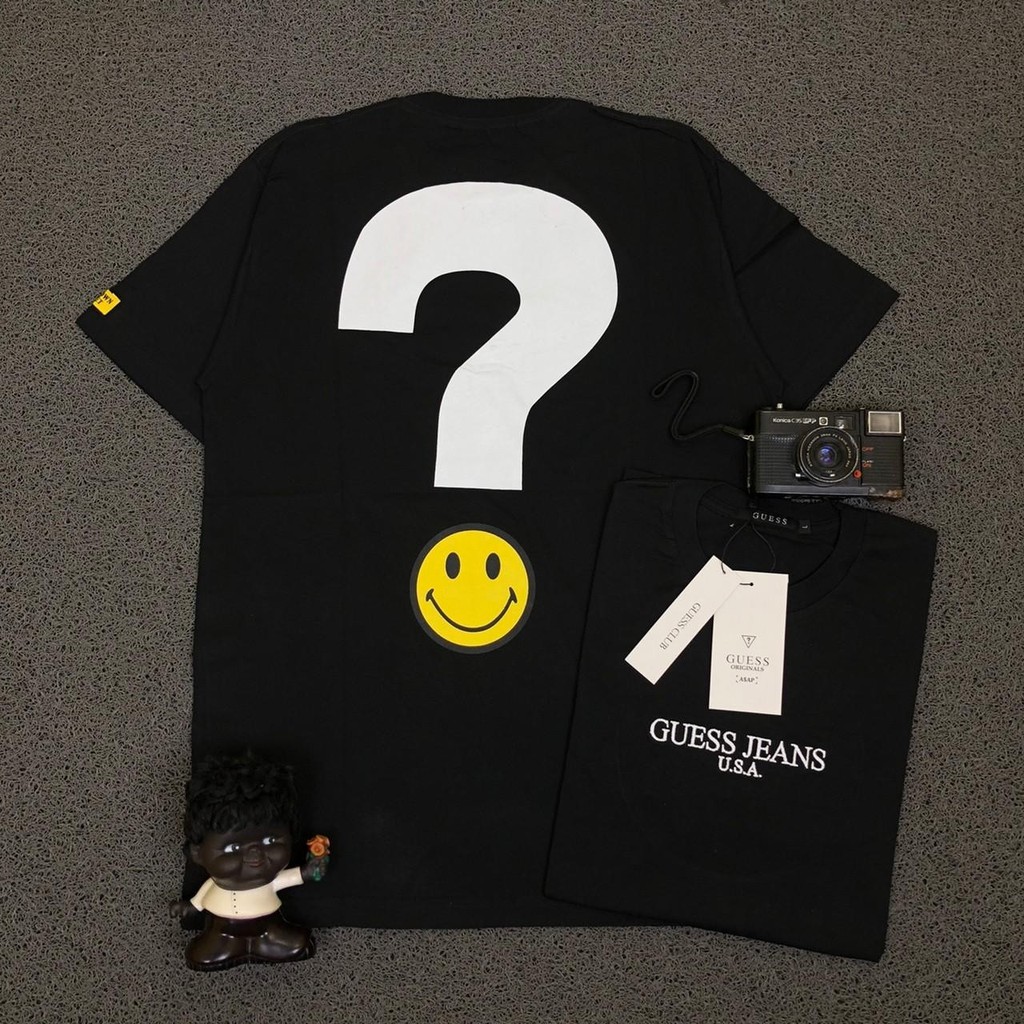 Guess x chinatown market x cheap smiley big question logo tee