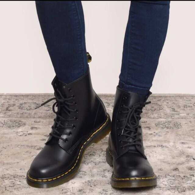 Dr marten hot sale ph