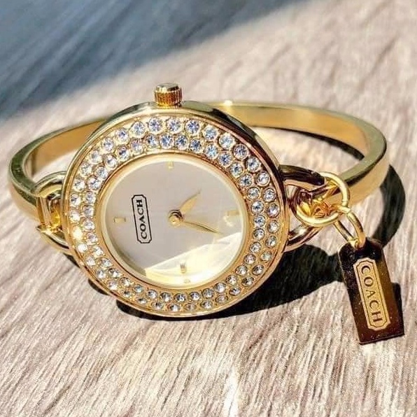 Bangle clearance type watches