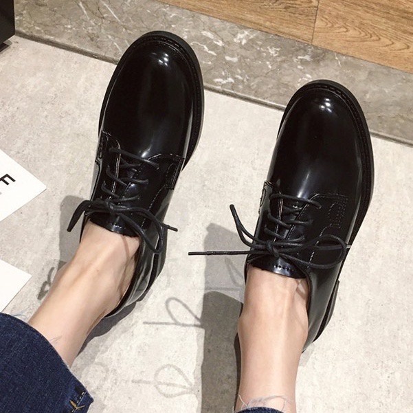 Shiny black work on sale shoes