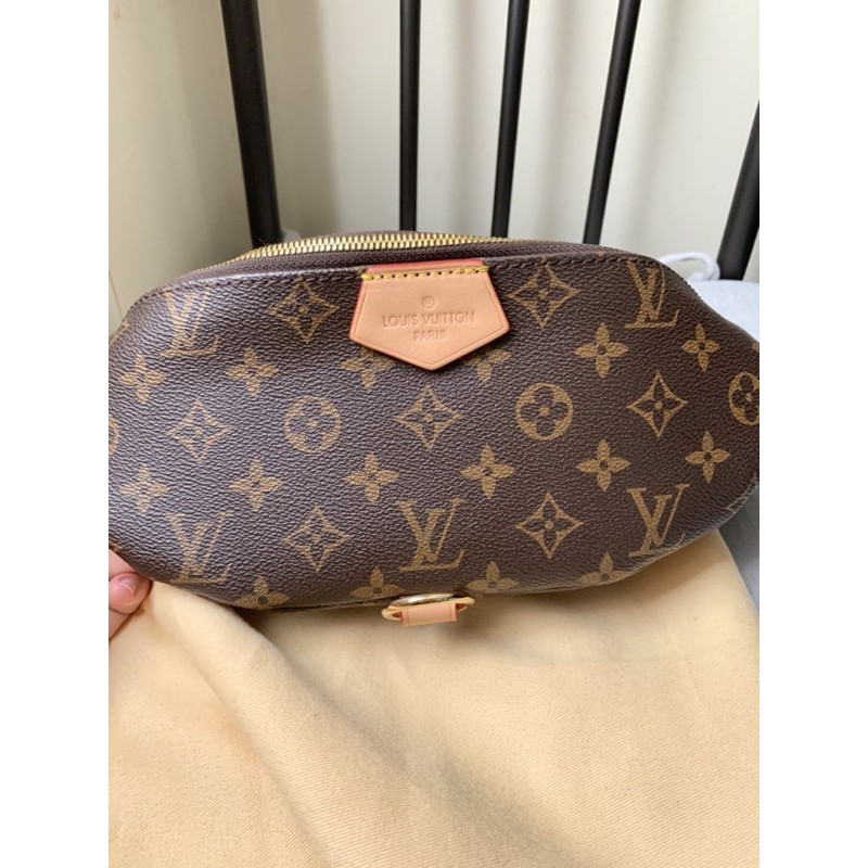 Fur louis best sale vuitton fanny pack