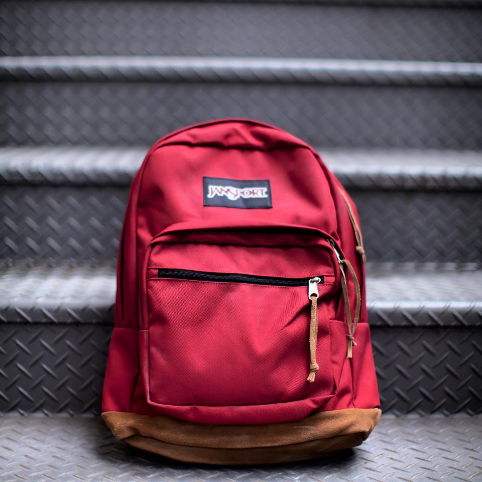 Maroon best sale jansport backpack