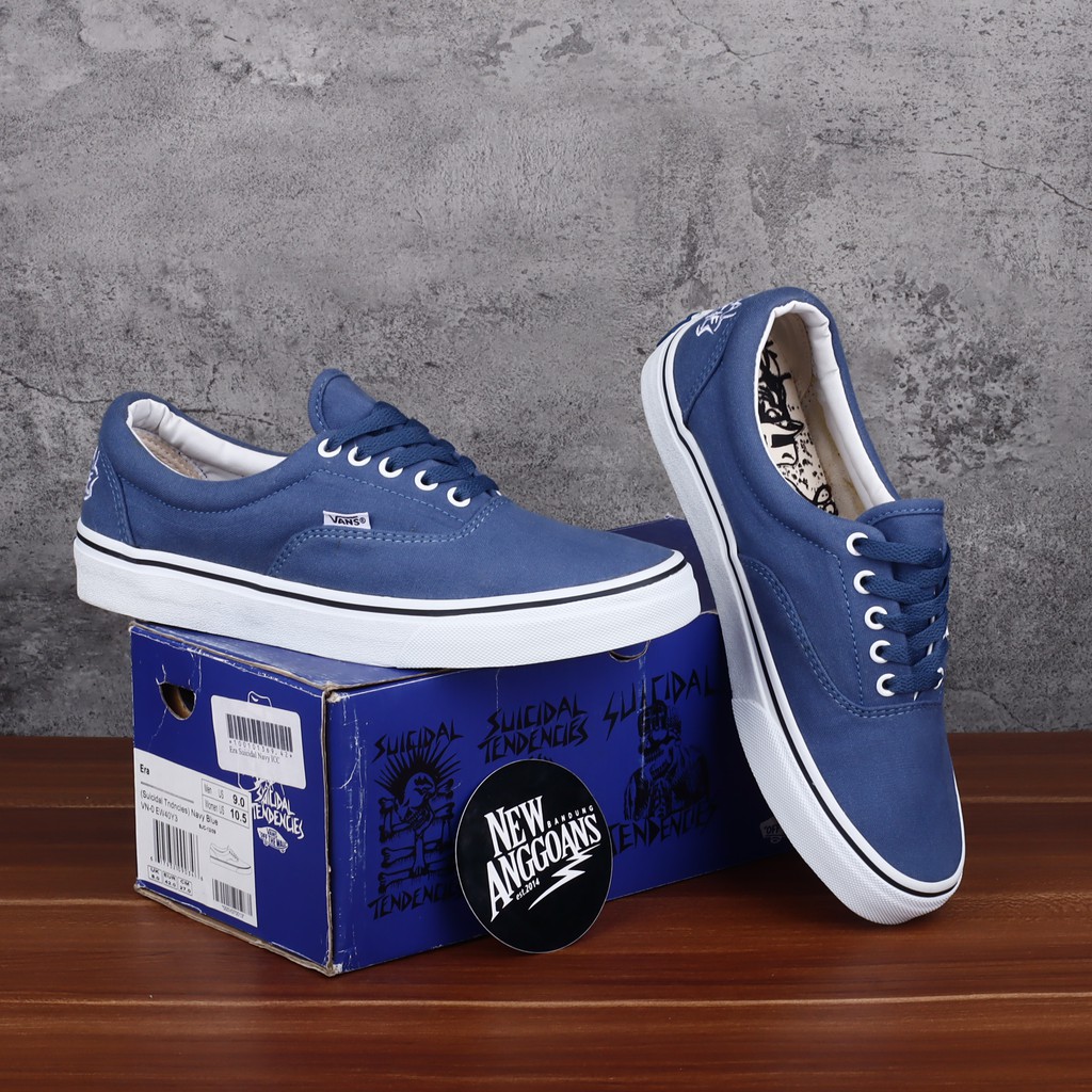 Navy blue outlet era vans