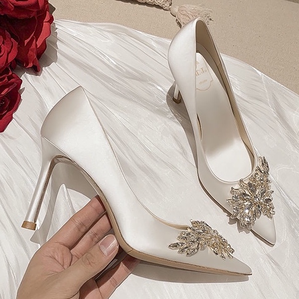 Fancy heels for discount wedding