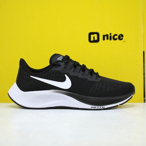 Original on sale nike zoom