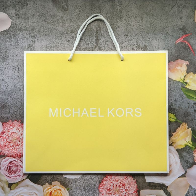 Michael kors paper clearance bag