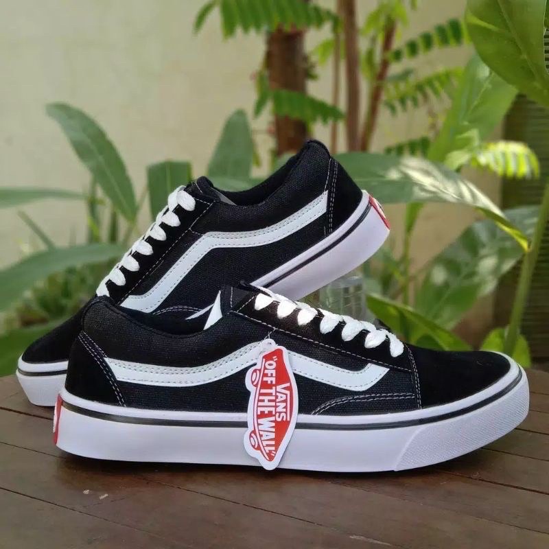 Vans off the wall black and white clearance shoes