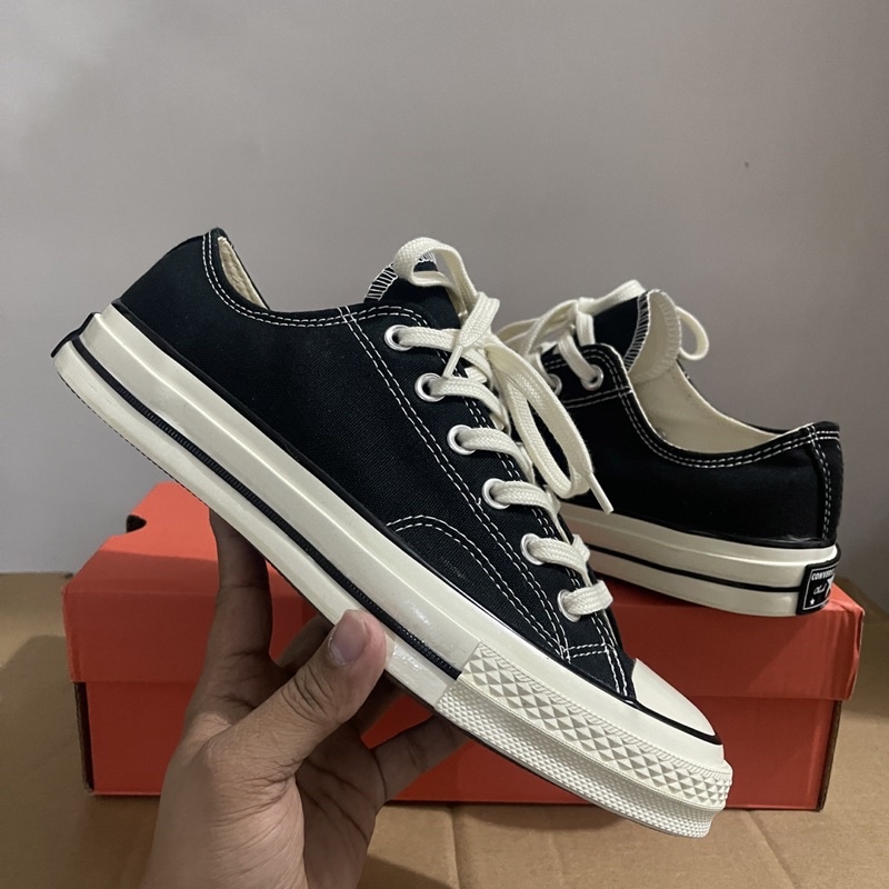 leven compressie pad Converse Chuck 70's Low Black (men and women size) | Shopee Philippines