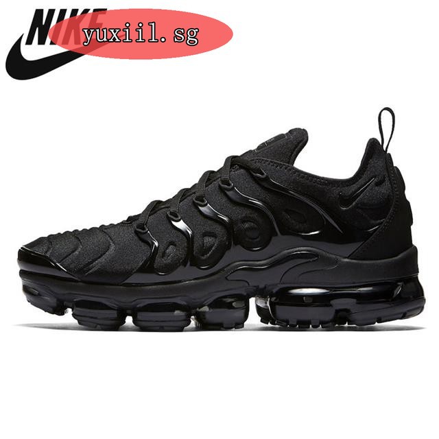 Mens vapormax 2024 plus triple black