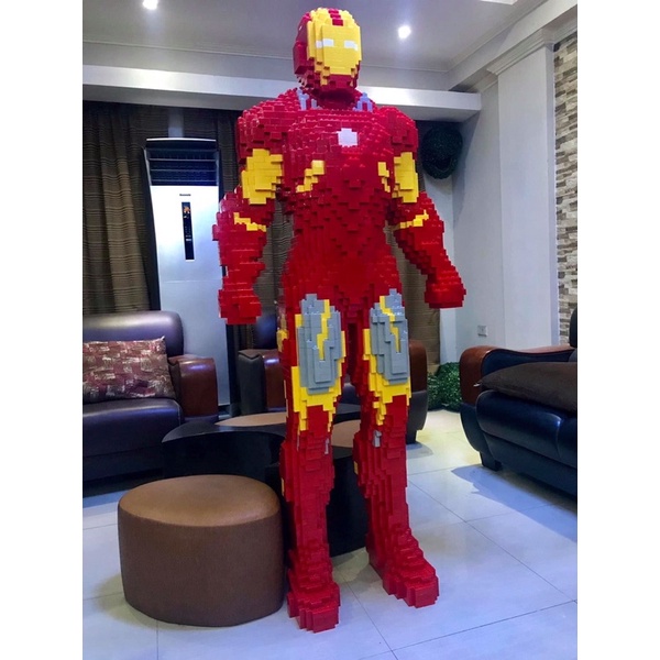 Giant iron man discount lego