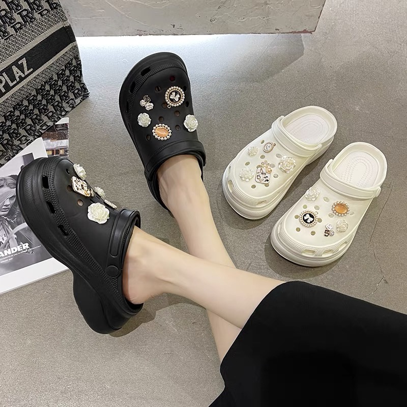 Crocs trends store