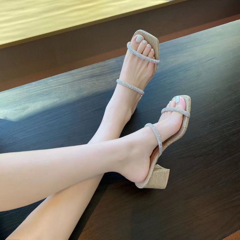 Shopee sandals best sale with heels