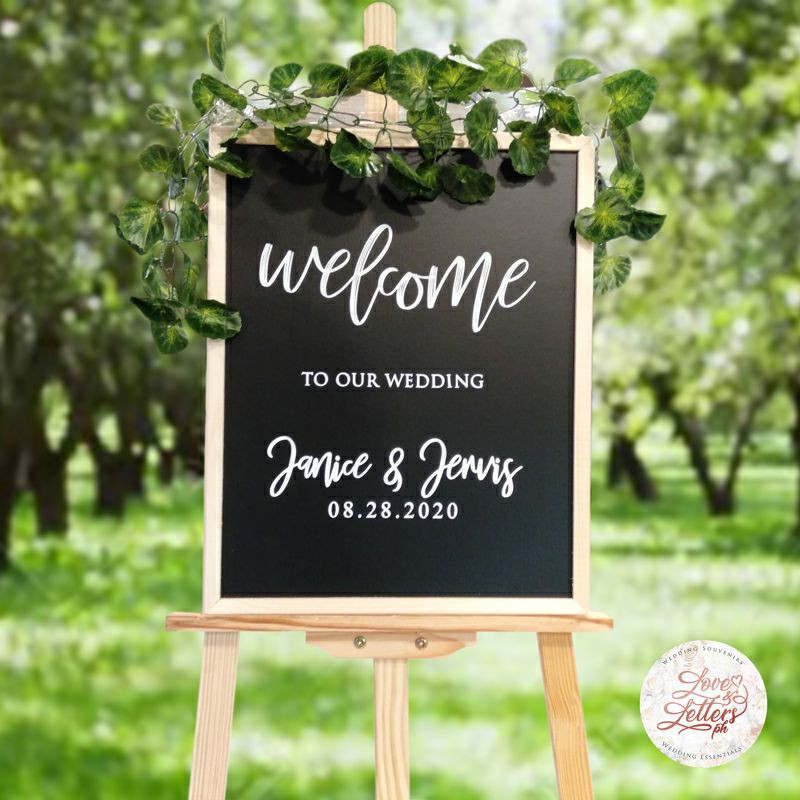 39 Wedding Welcome Sign Ideas to Greet Your Guests - Zola Expert Wedding  Advice