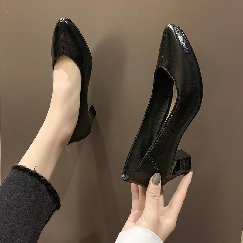 Office shoes outlet heels