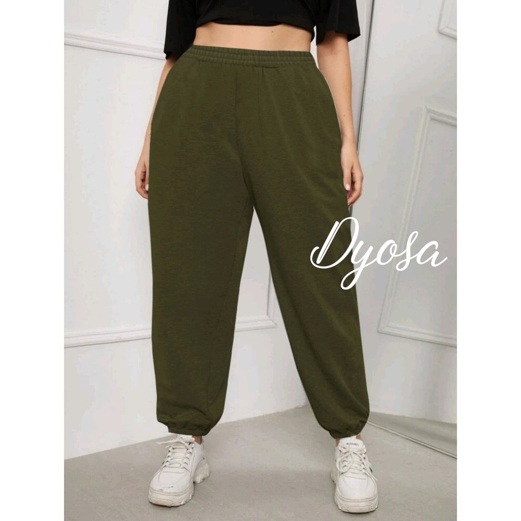 Plus size jogging pants with outlet pockets