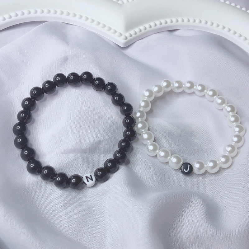 White Bead W. Black Letters Bracelet Silver / 7