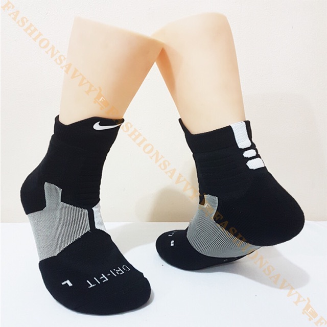 Nike elite versatility hot sale socks quarter