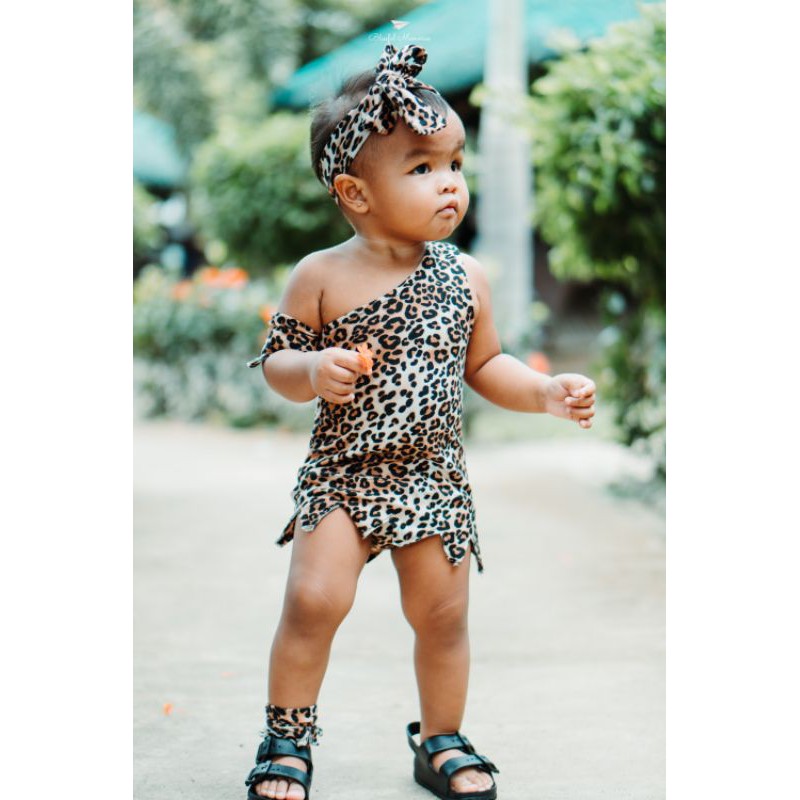 Safari outfit store for baby girl