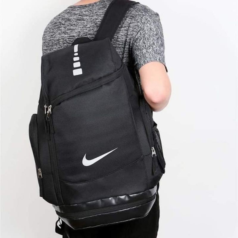 Basketball discount nike purse