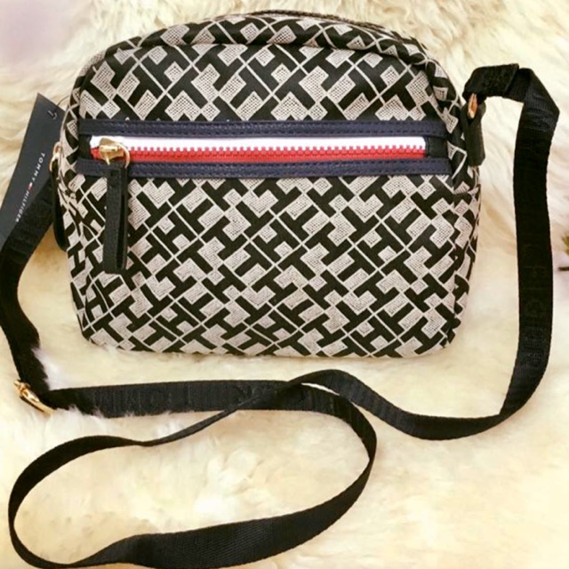 Original tommy hilfiger clearance sling bag