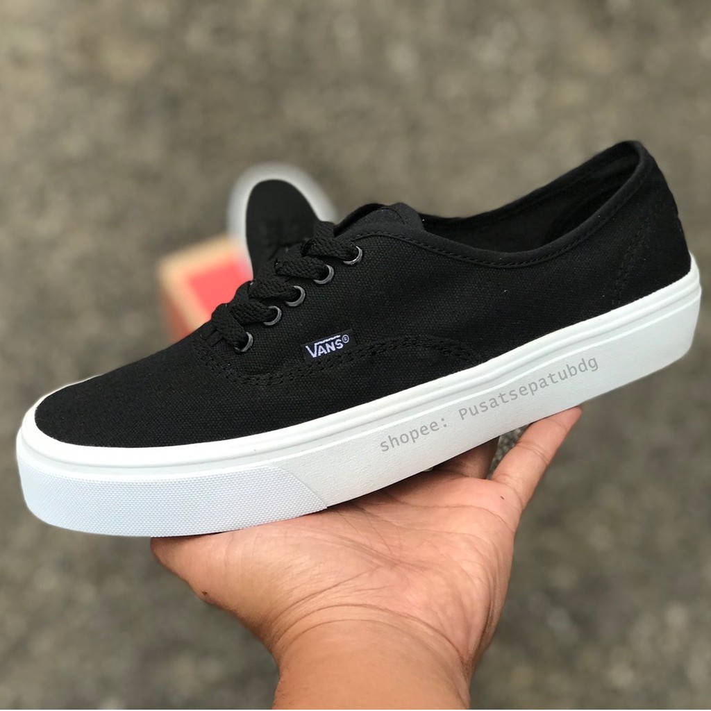 Vans deals mono black