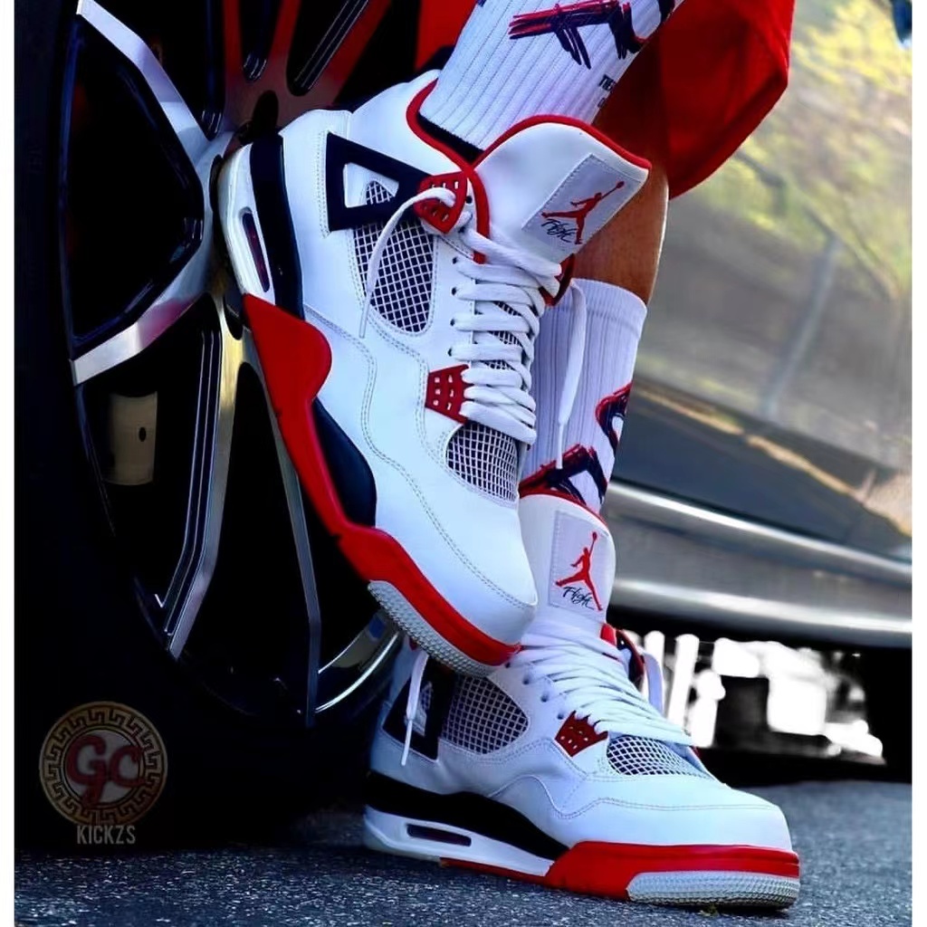 Men Nike Jordan Retro4 Basketball Shoes, Size: 41-45