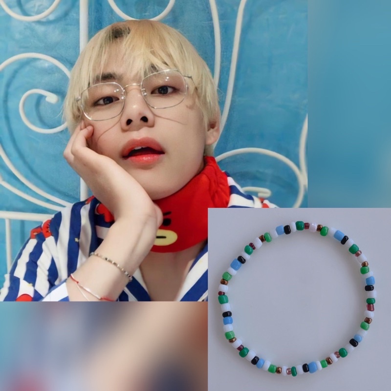 Taehyung deals red bracelet