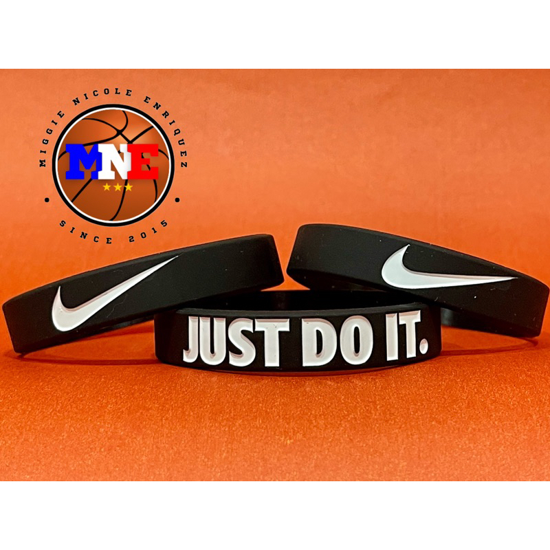 Nike just do it hotsell rubber wristbands