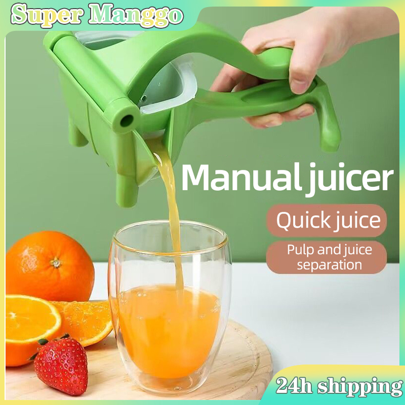 Manual juicer outlet extractor