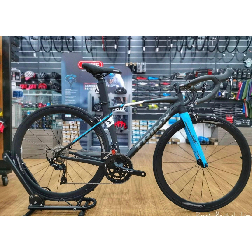 Trinx 2.0 hot sale road bike