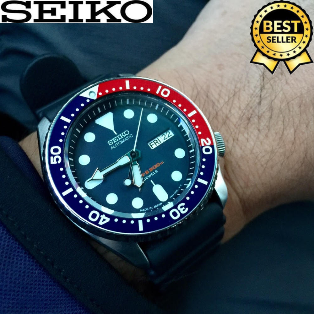 Seiko Diver s 21 Jewels Automatic Hand Movement Waterproof Day date Black Dial Resin Watch for Men