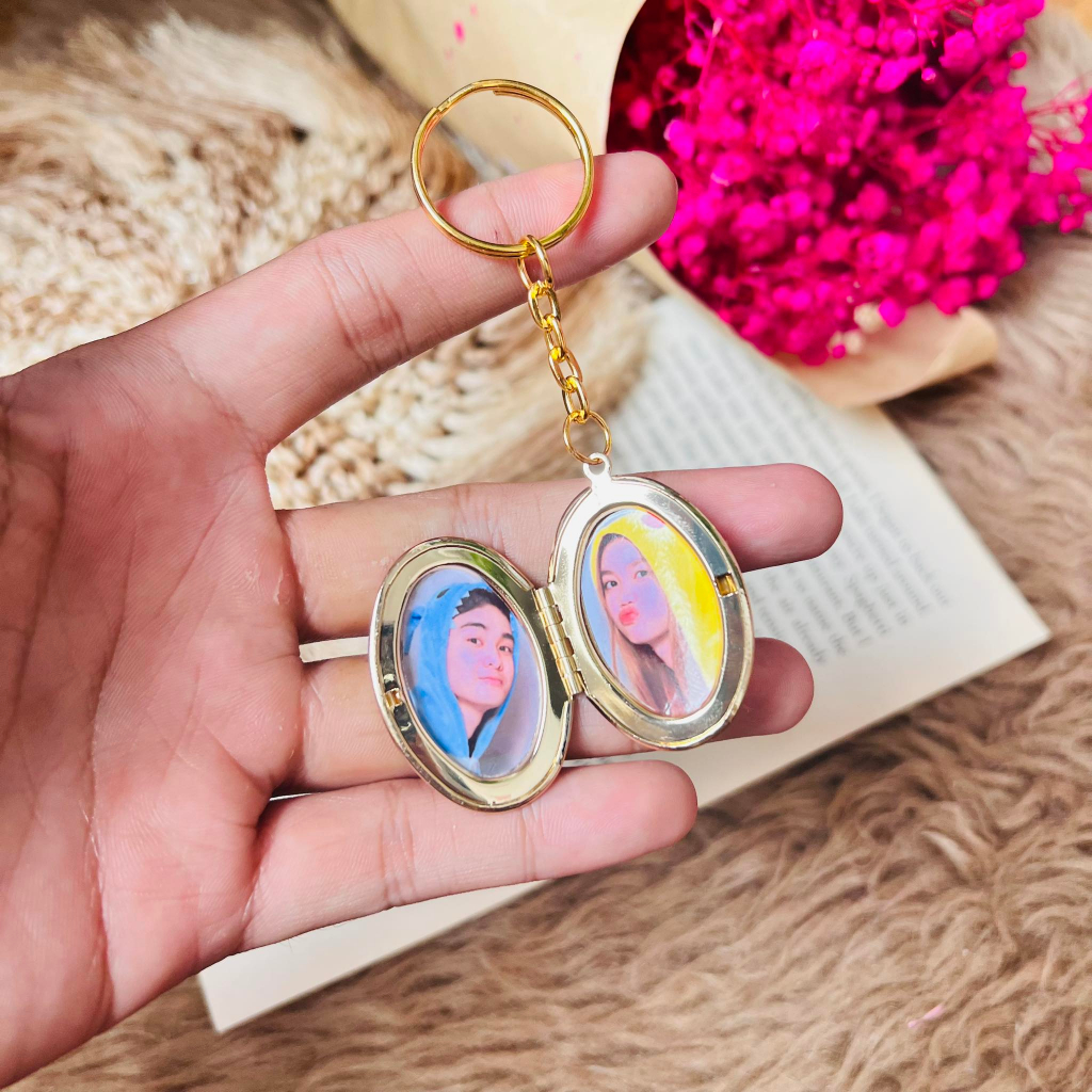 Keychain locket hot sale