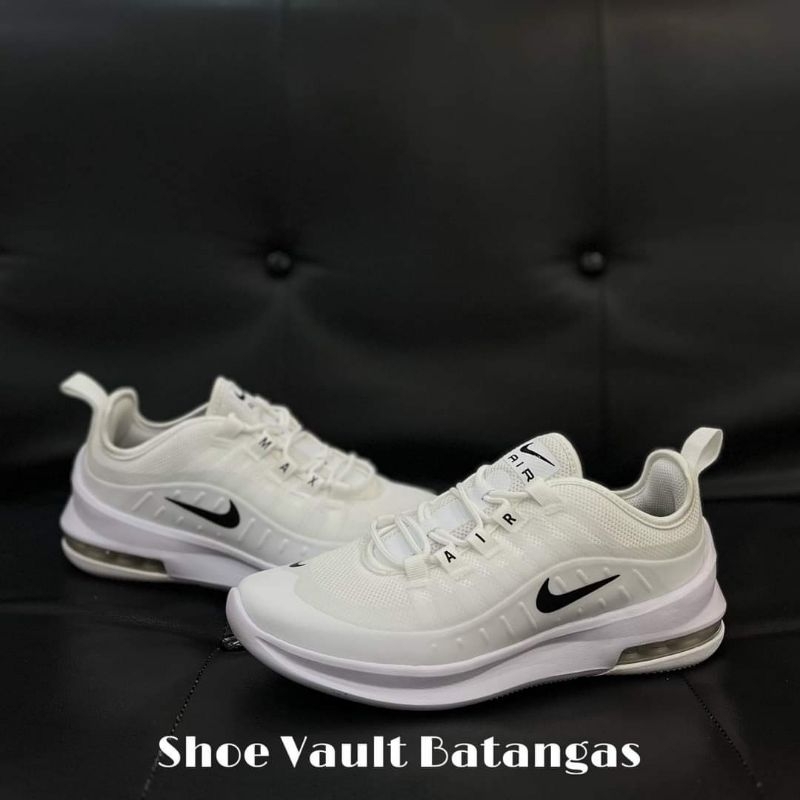 White air outlet max axis trainers