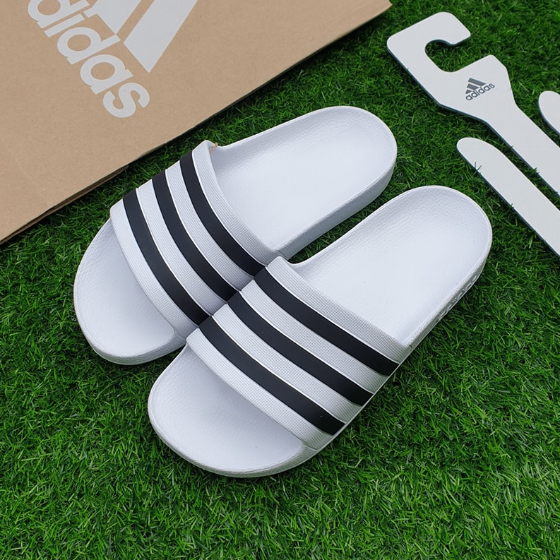 Addidas best sale slide ons