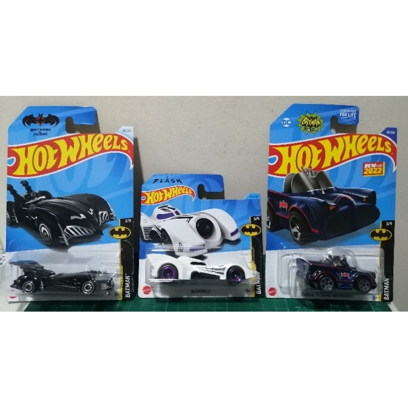 Batman - Mattel Hot Wheels Showdown - TV Series Batmobile