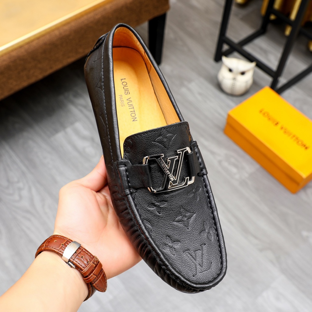 Men's Louis Vuitton LV Logo Casual Loafers