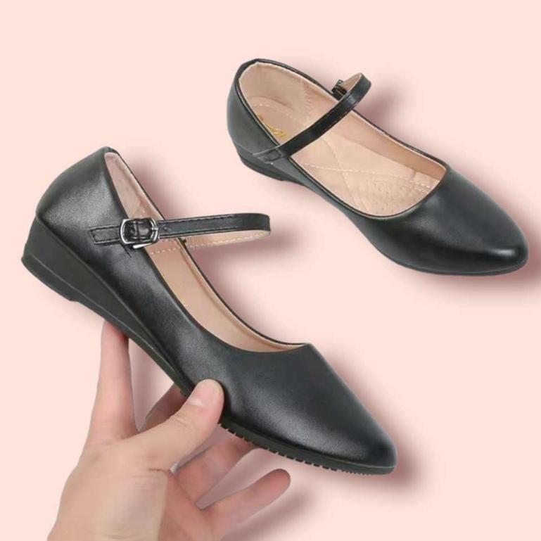 One inch shop black heels