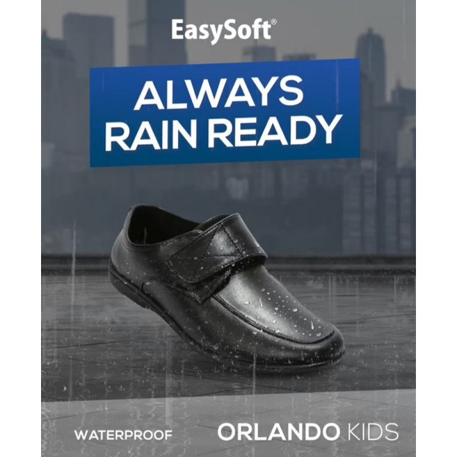 World balance best sale rain shoes