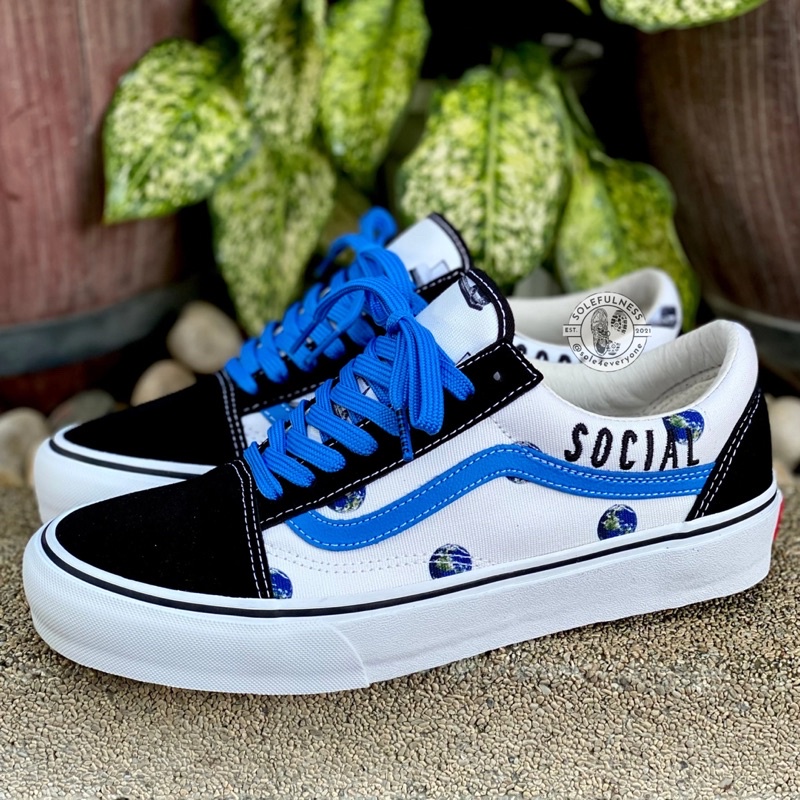 Blue custom clearance vans