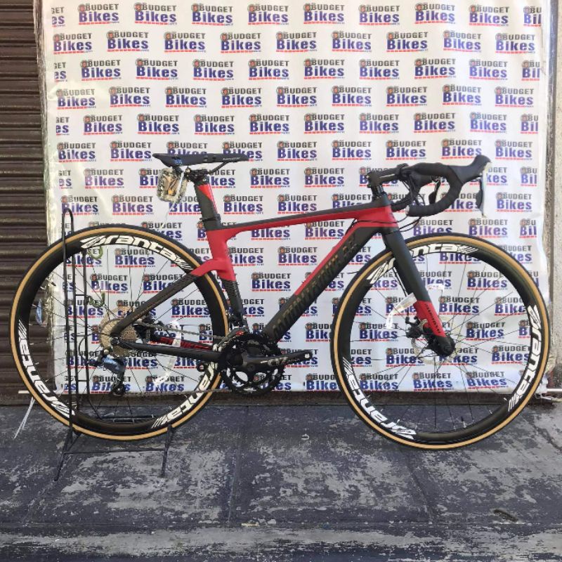 Striker road online bike