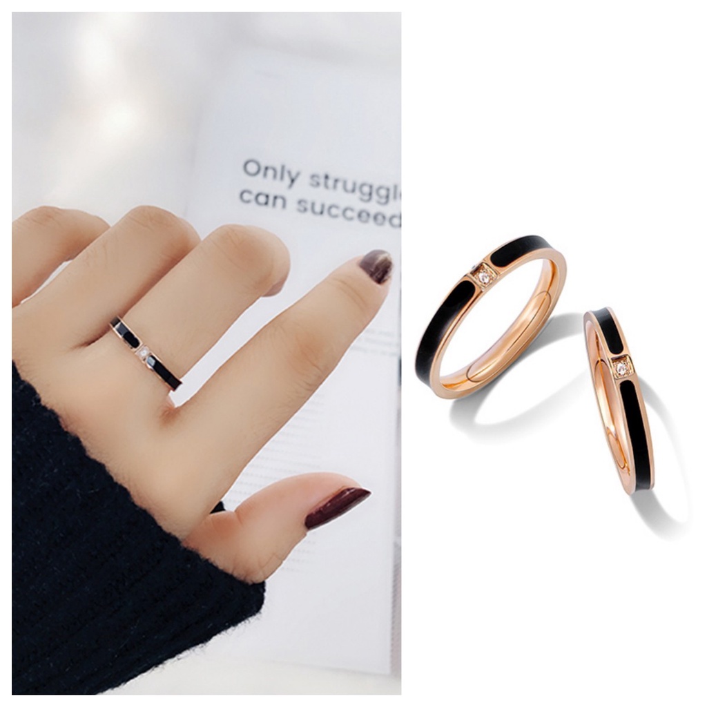 Minimalist couple clearance rings