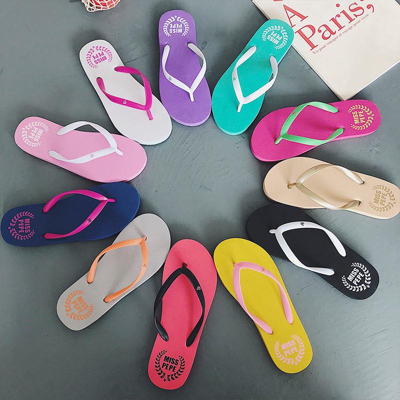 C1 Assorted style Slippers beach slippers for Women s for men