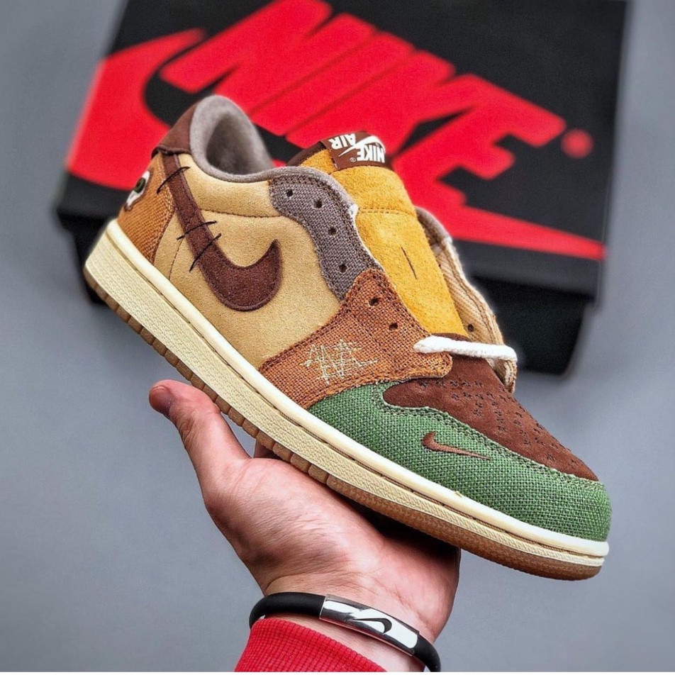voodoo dunks low