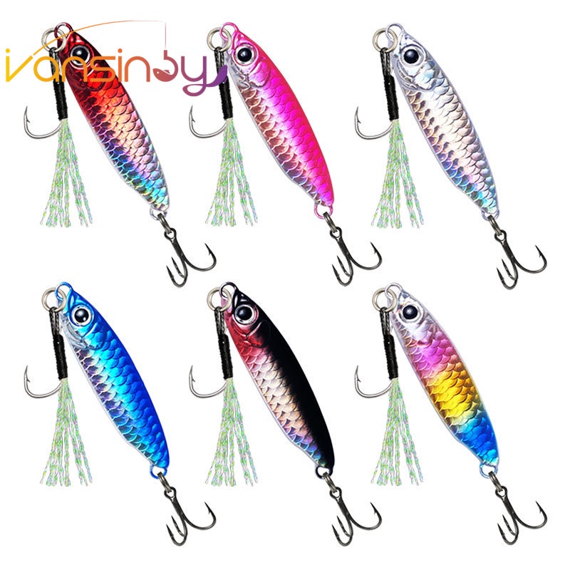 Spoon Lures 7g 10g 15g 20g 25g 30g Fishing Metal Spoon Hard Bait Fishing  Wobbler Metal Lures Feather Hook Fishing Tackle (Color : Silver Fish, Size  : 15g) : : Sports & Outdoors