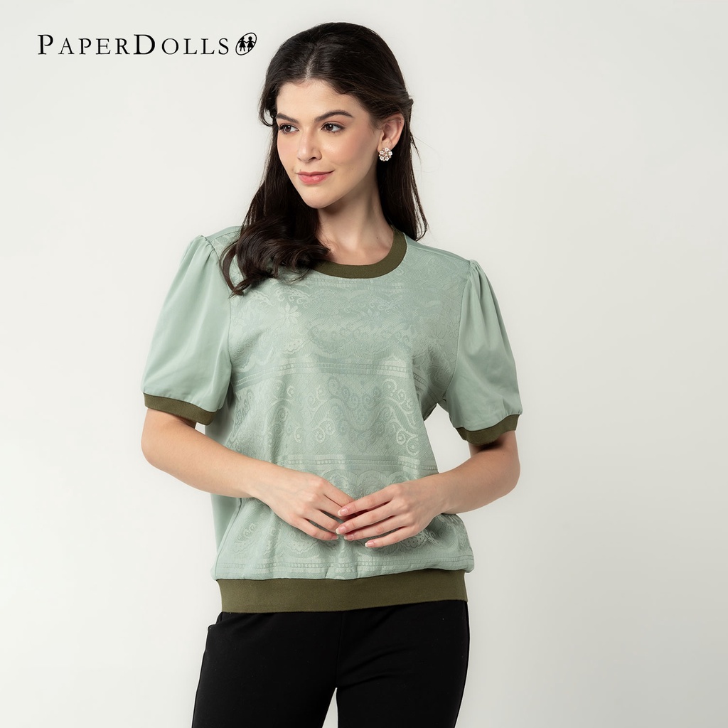 Paper dolls shop blouses